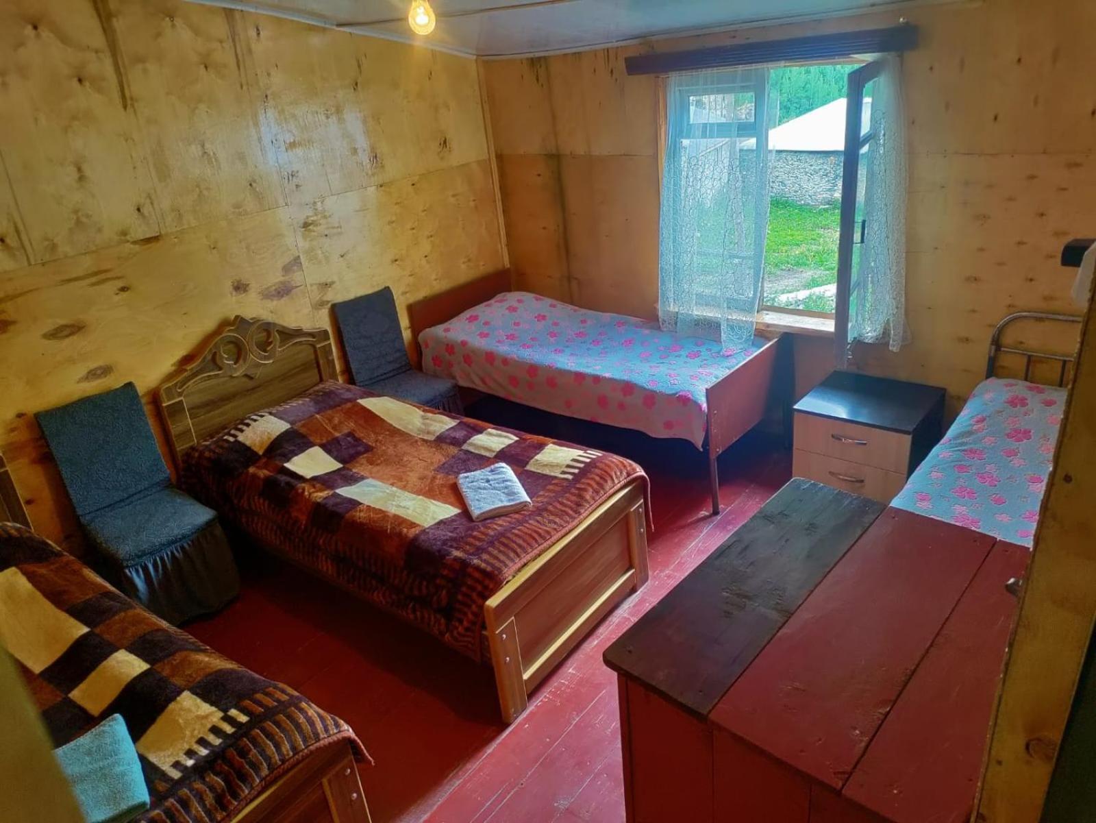 Guest House "Betqil" Adishi Luaran gambar